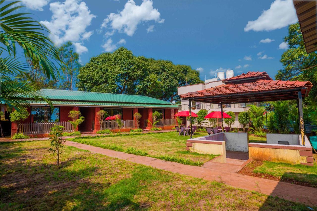 Hotel The Oak Woods Mahābaleshwar Exterior foto