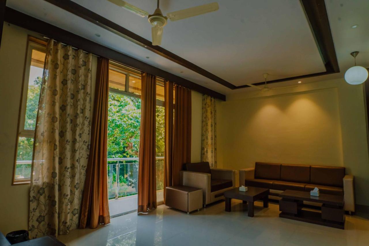 Hotel The Oak Woods Mahābaleshwar Exterior foto