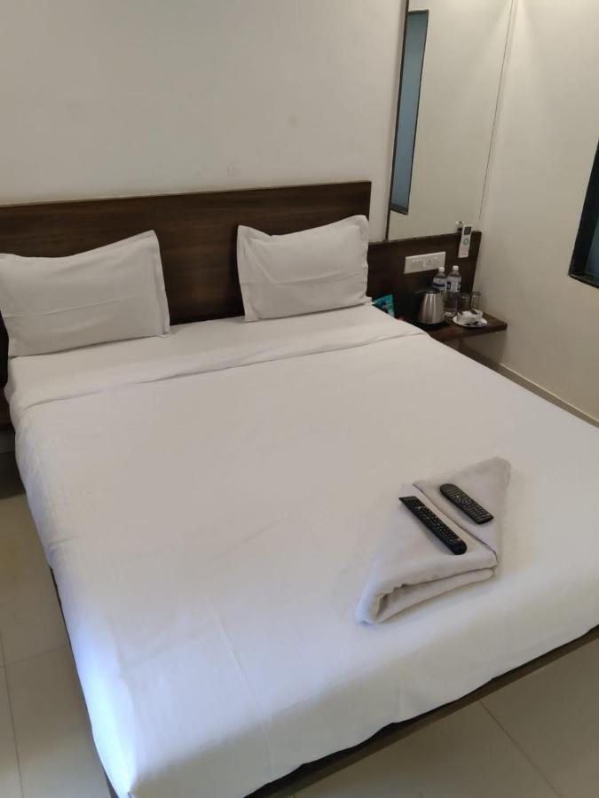 Hotel The Oak Woods Mahābaleshwar Exterior foto
